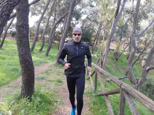 Αντιανεμικό Hybrid LS HZ και μακρύ κολάν Warmalite tight της Mizuno: Εξαιρετικά εργαλεία για τρέξιμο στο κρύο και τον άνεμο!