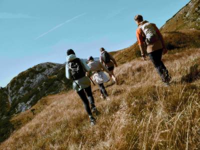 Η εμπειρία του hiking γίνεται ακόμα καλύτερη με το κατάλληλο παπούτσι που θα σας πάει ακόμα πιο μακριά, ακόμα πιο ψηλά.